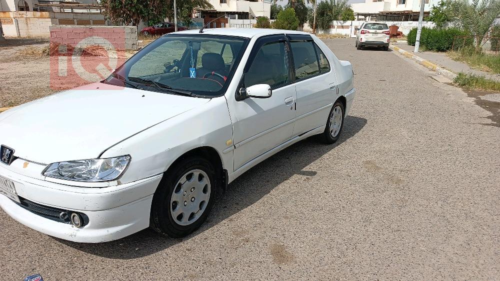 بیجۆ 306